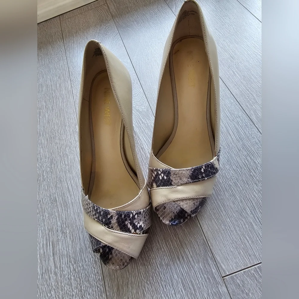 Nine West Snakeskin Leather Peep Hole Heels Pumps Stilettos - Picture 1 of 16